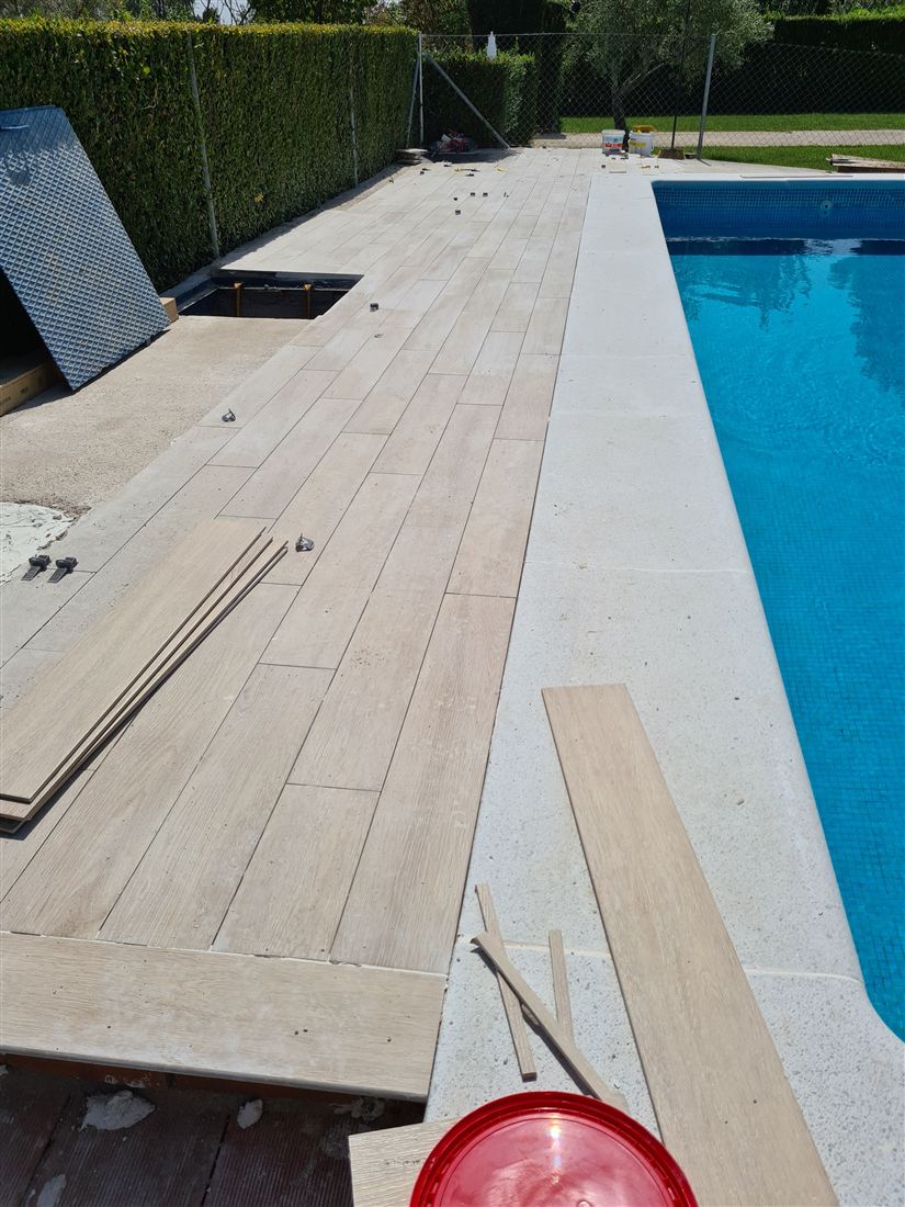 Trabajo exterior realizado por Solados y Alicatados ReFoMat